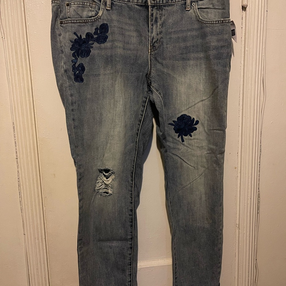 GAP Light Blue Boyfriend Jeans with Navy Floral Embroidery